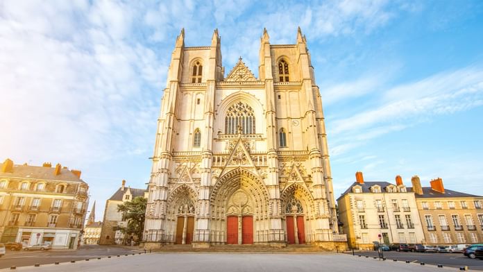 Exterior view & the entrance of 
Saint-Pierre and Saint-Paul Cathedral of Nantes near Oceania Hotels