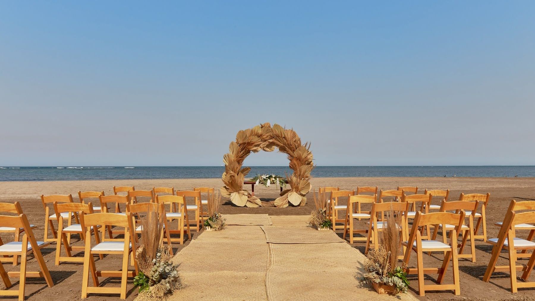 Beach wedding arrangement at Grand Fiesta Americana Veracruz