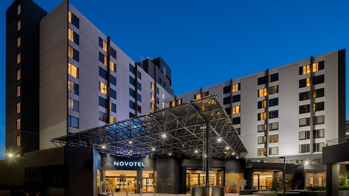 Exterior view at Novotel Sydney International Airport