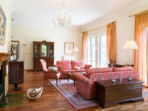 Classical suite at Schloss Pichlarn Hotel in Austria