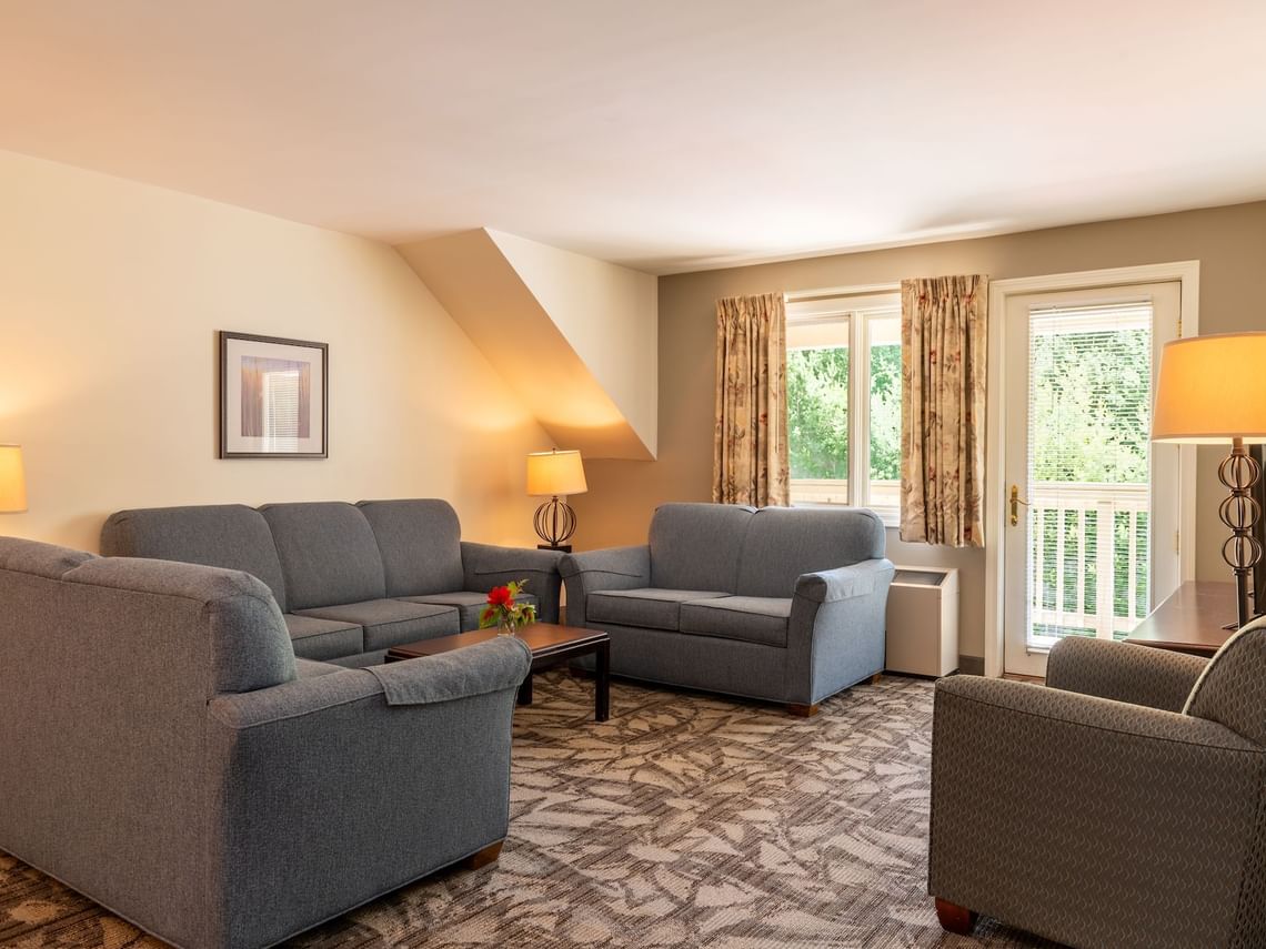 Three-bedroom Grand Suite | Grand Summit Hotel at Attitash Accommodation