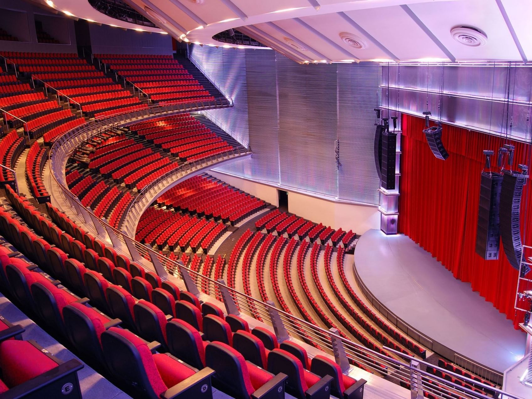 Vista de ángulo alto del Fórum en Mundo Imperial