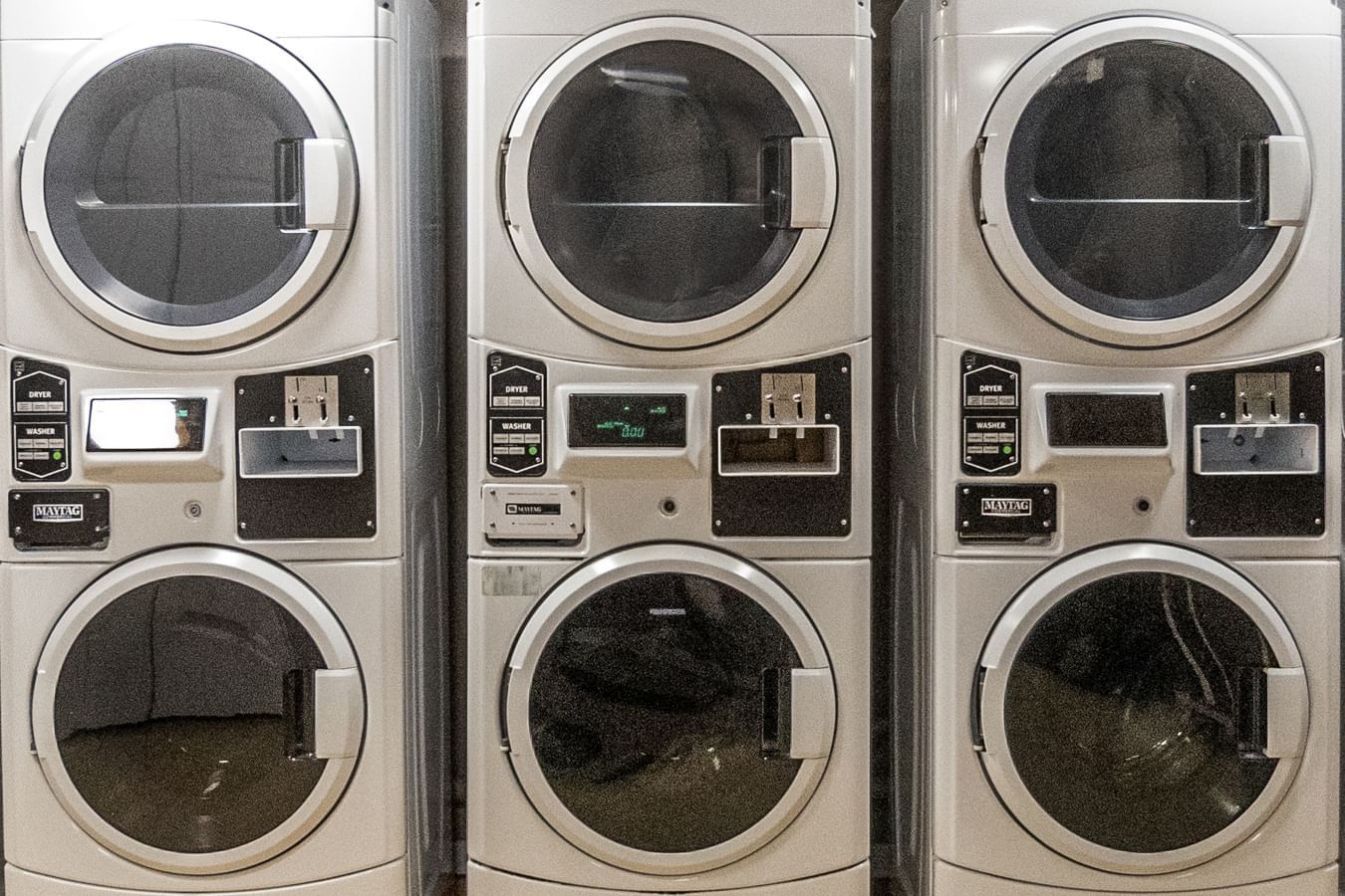 laundry_room_at_the_hotel_faubourg_montreal