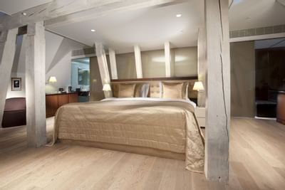 Tower Suite at Hotel KINGS COURT in Prague