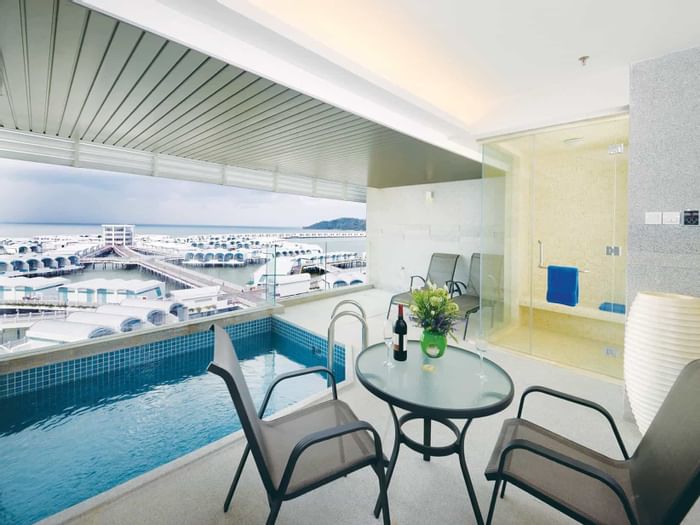 Sky Pool Villa with private pool & sauna room - Lexis Hibiscus® 