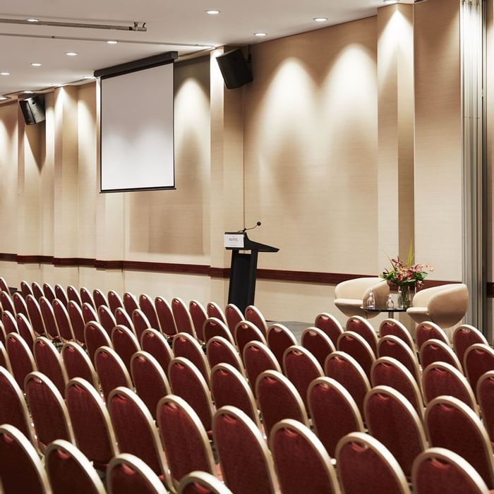 Riverside_Ballroom_-_Theatre_1