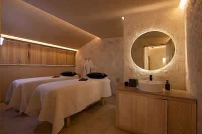 Two spa beds and sink area in Serena spa at Villa Premiere Boutique Hotel & Romantic Getaway