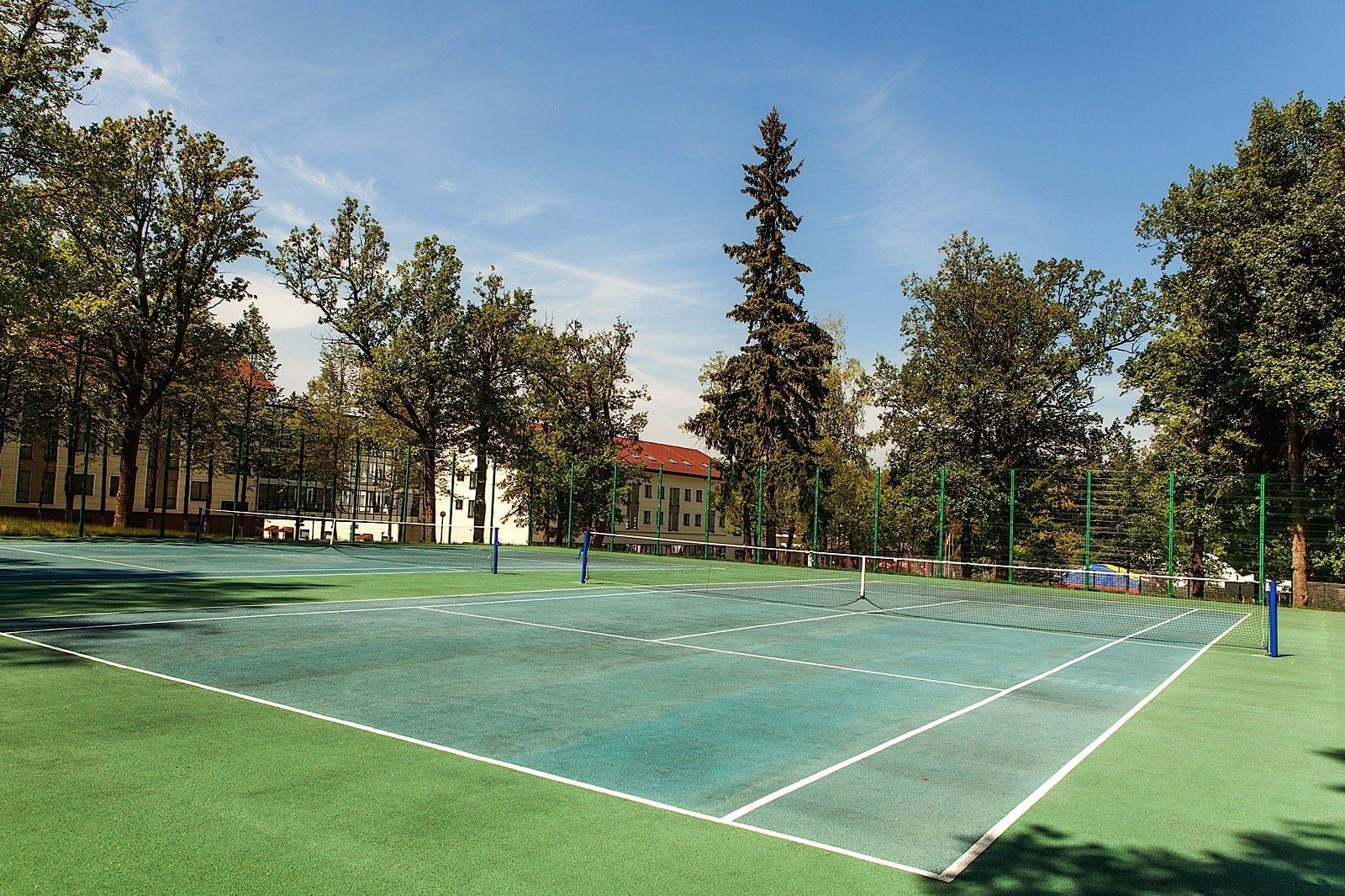 Tennis court at Hilton Garden Inn Moscow New Riga Hotel