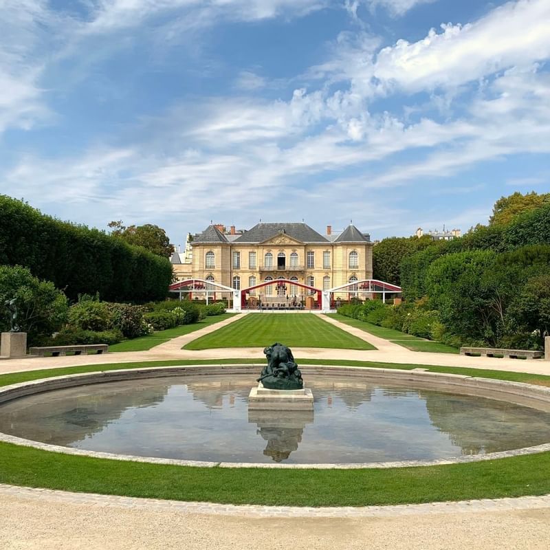 Scenic view of Würzburg Park near Hôtel Westminster - Paris