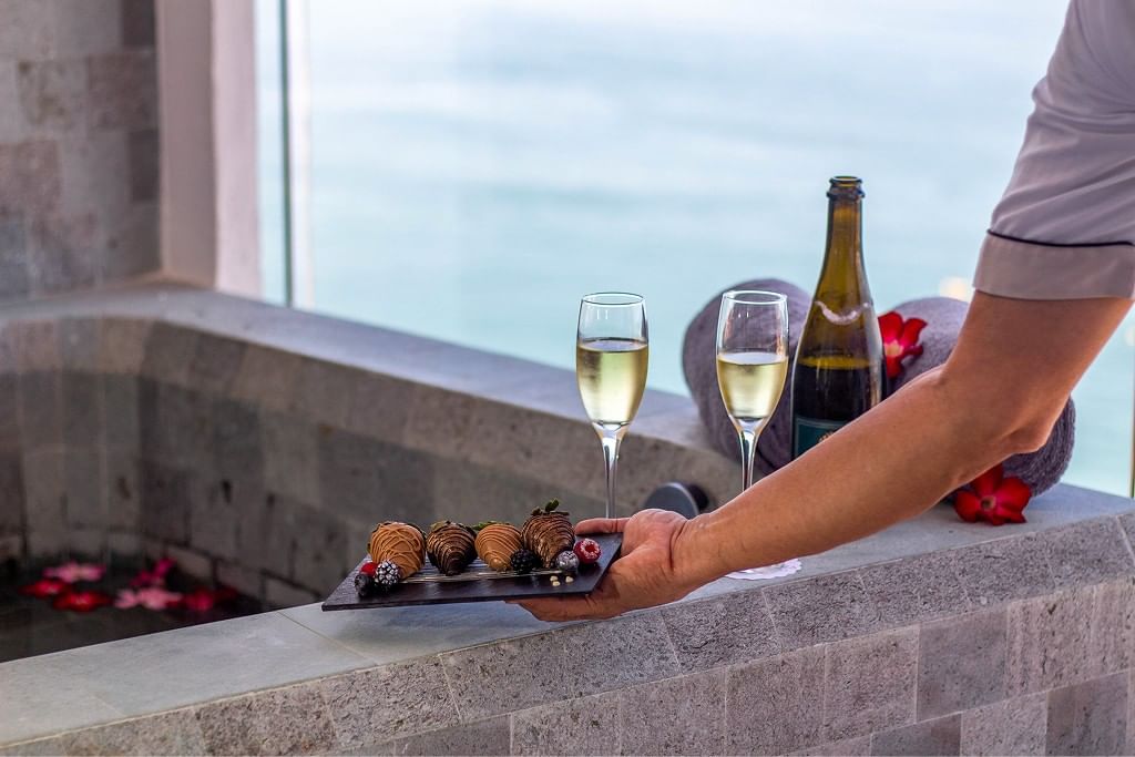 Restaurante frente al mar