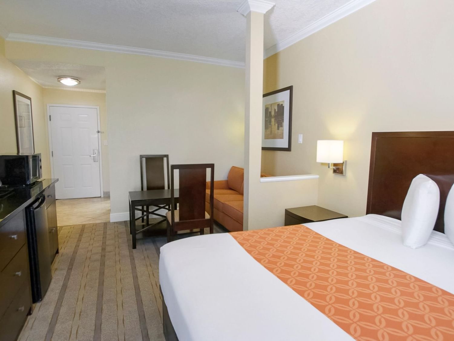 Bedroom in King Room at Galleria Palms Hotel