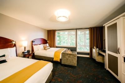 Creekside Doube Queen Bed Room at Alderbrook Resort & Spa