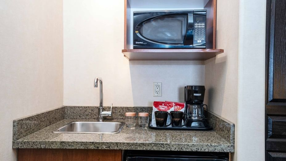 Family Suite, 1 King, Bunk Beds, Sofa Bed, Sandman Hotel