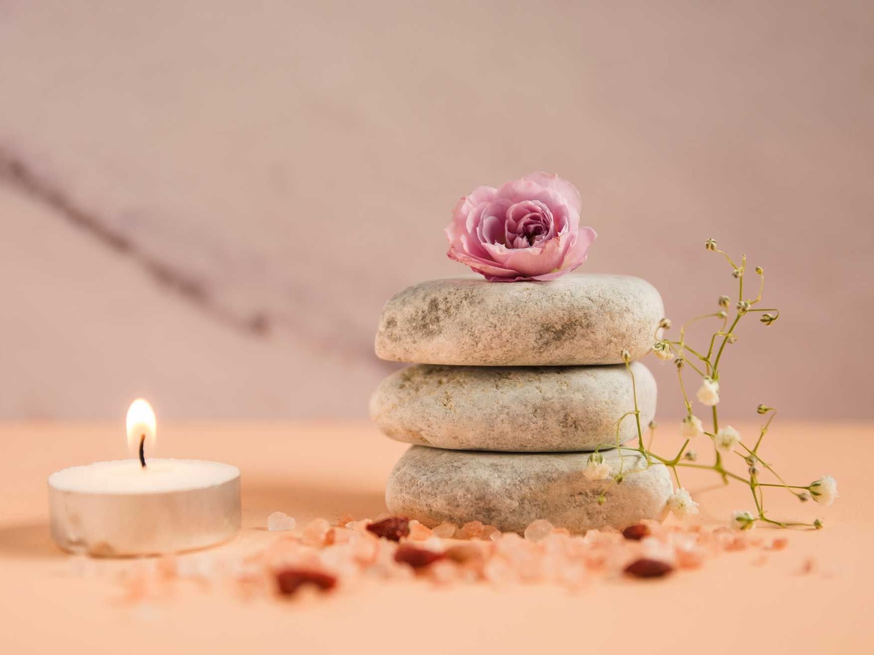 Candles, Flowers and petals in spa at Artyzen Grand Lapa