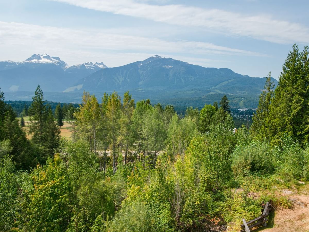 View of the mountains from hotel guest room balcony