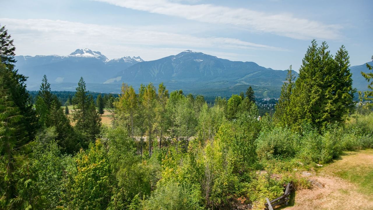 View of the mountains from hotel guest room balcony