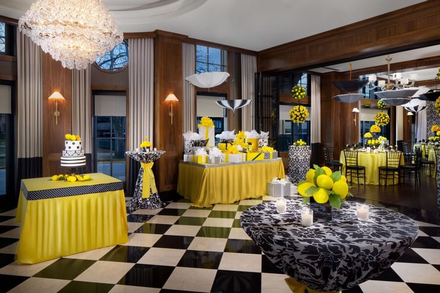 Banquet tables with the decor in Clancy Room at Townsend Hotel