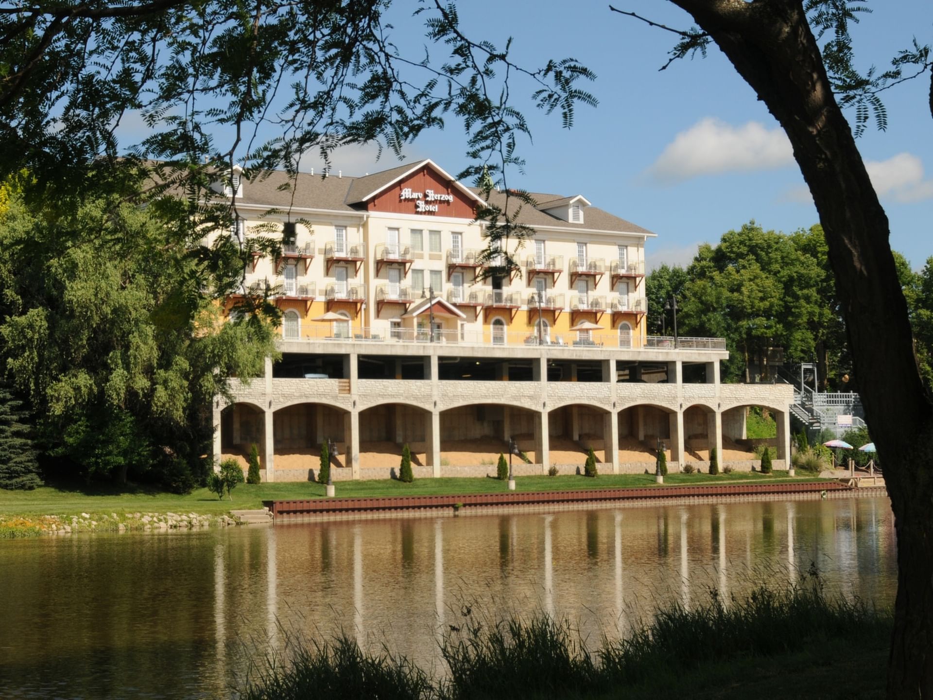 Frankenmuth Hotels Marv Herzog Hotel Michigan