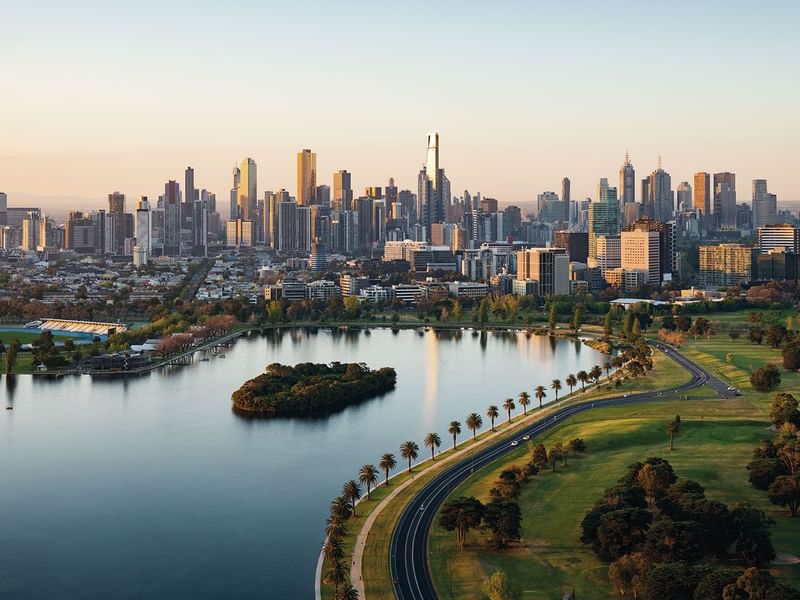Albert Park during sunset nearby Mercure Welcome hotel