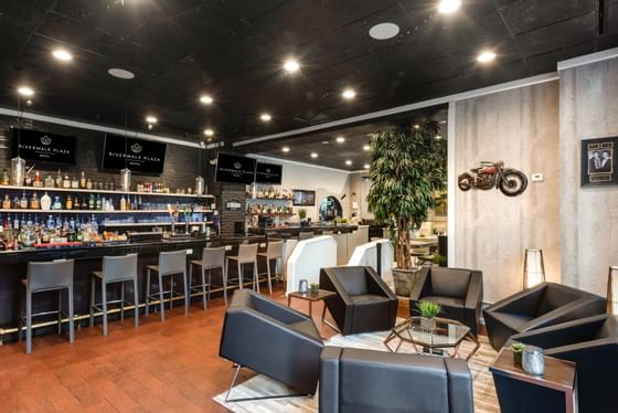 Lounge space in bar area at The Riverwalk Plaza Hotel & Suites