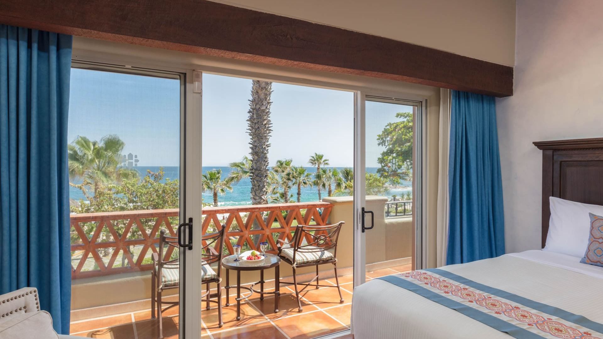 Arcos Suite Bedroom at Hacienda del Mar los Cabos