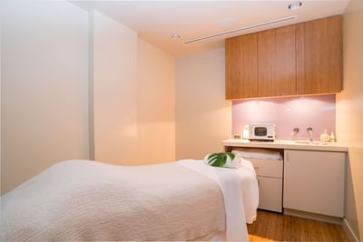  Vida Spa  Sutton Place Vancouver