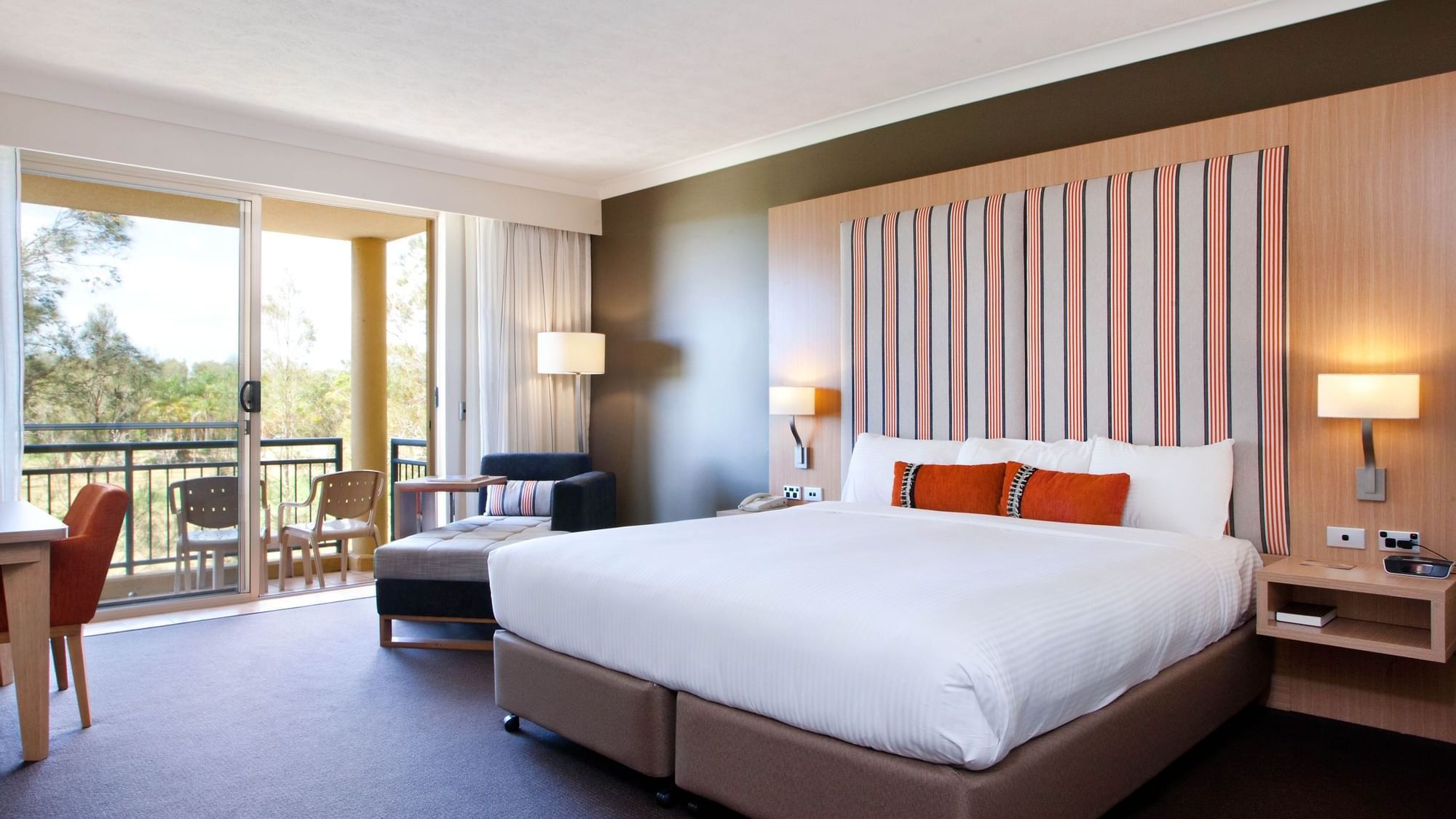 Superior Spa King Room