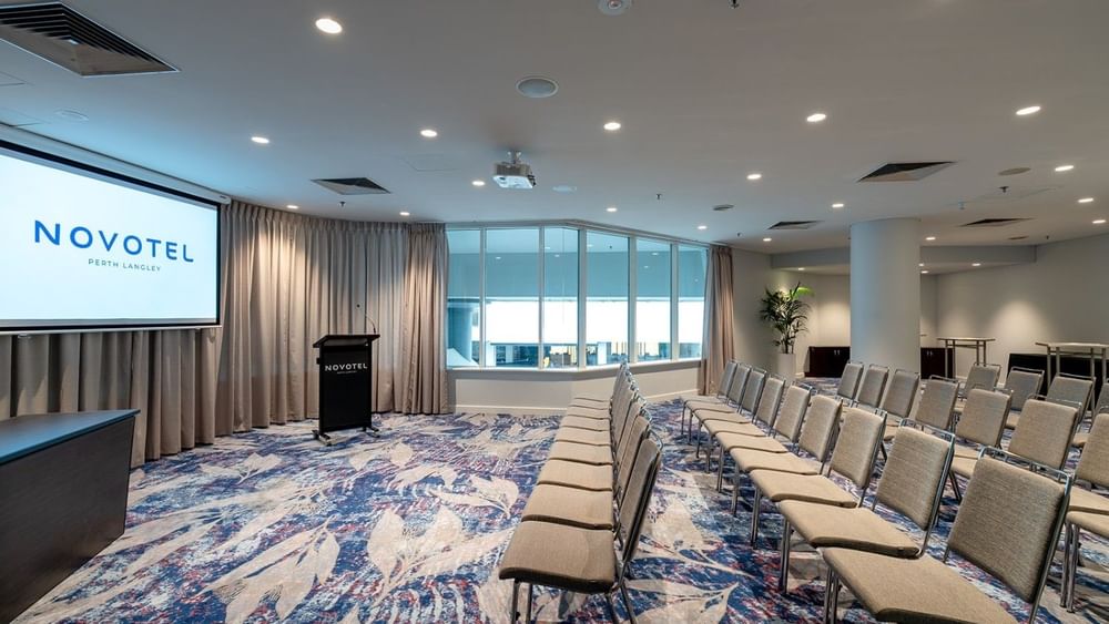 Boardroom (3)