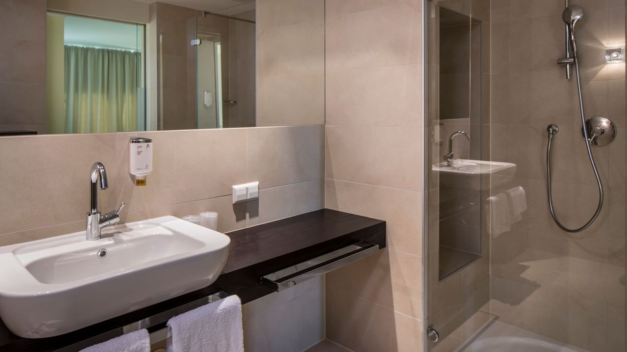 Vanity area in Premium Apartments Senia Falkensteiner Hotels