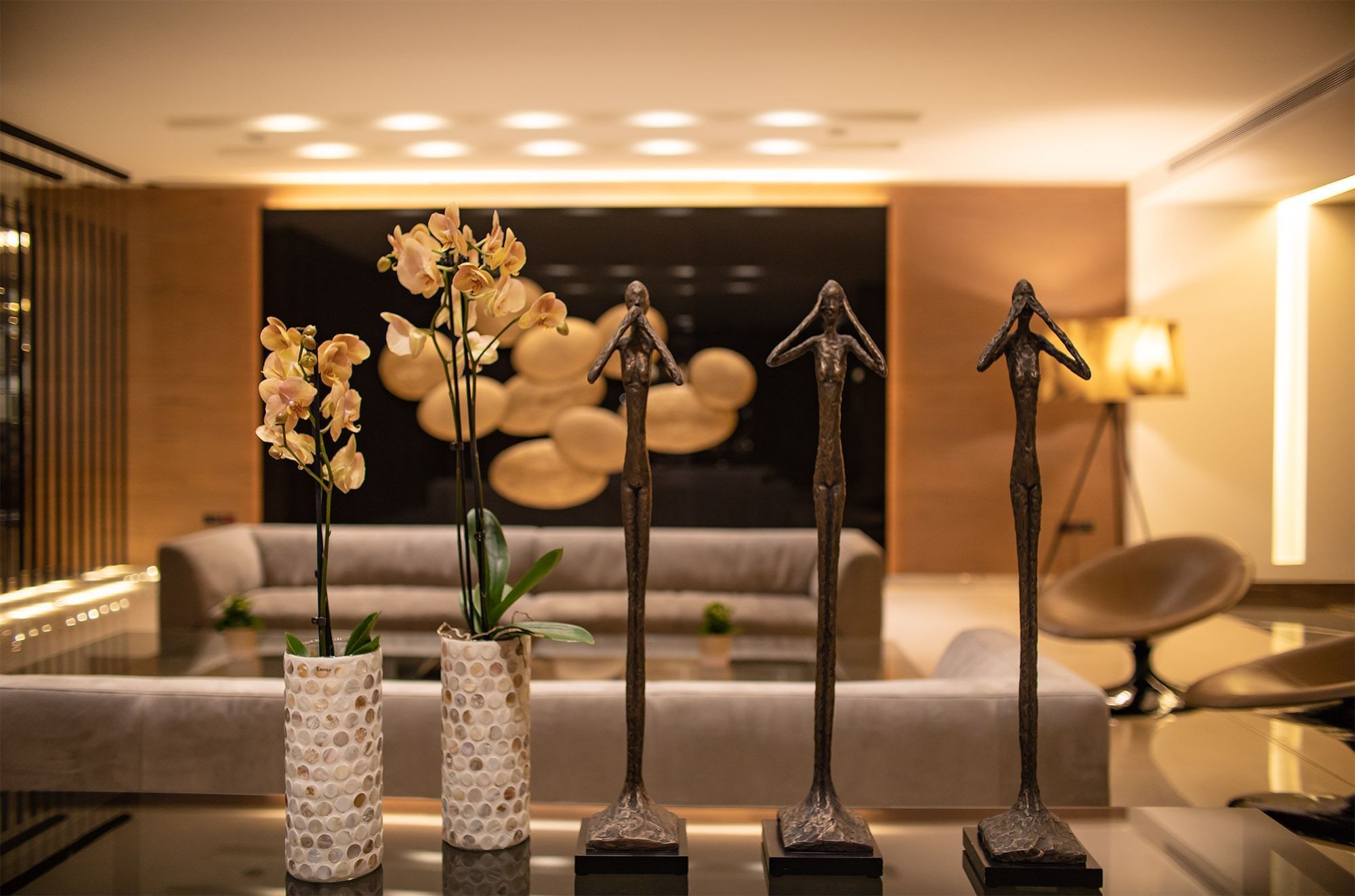 Lobby Close-up
