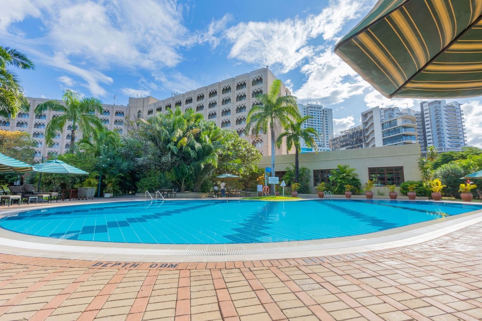Dar es Salaam Serena Hotel accommodation in Central Dar es Salaam — Tartaruga Safaris