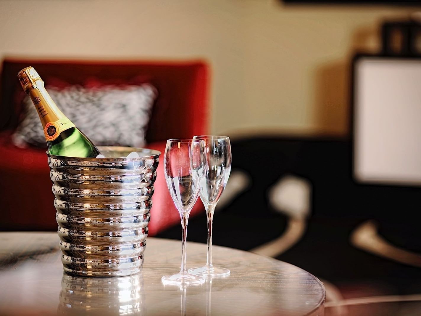 Close-up of champagne glasses, Celebrity Suite, The Mayo Hotel