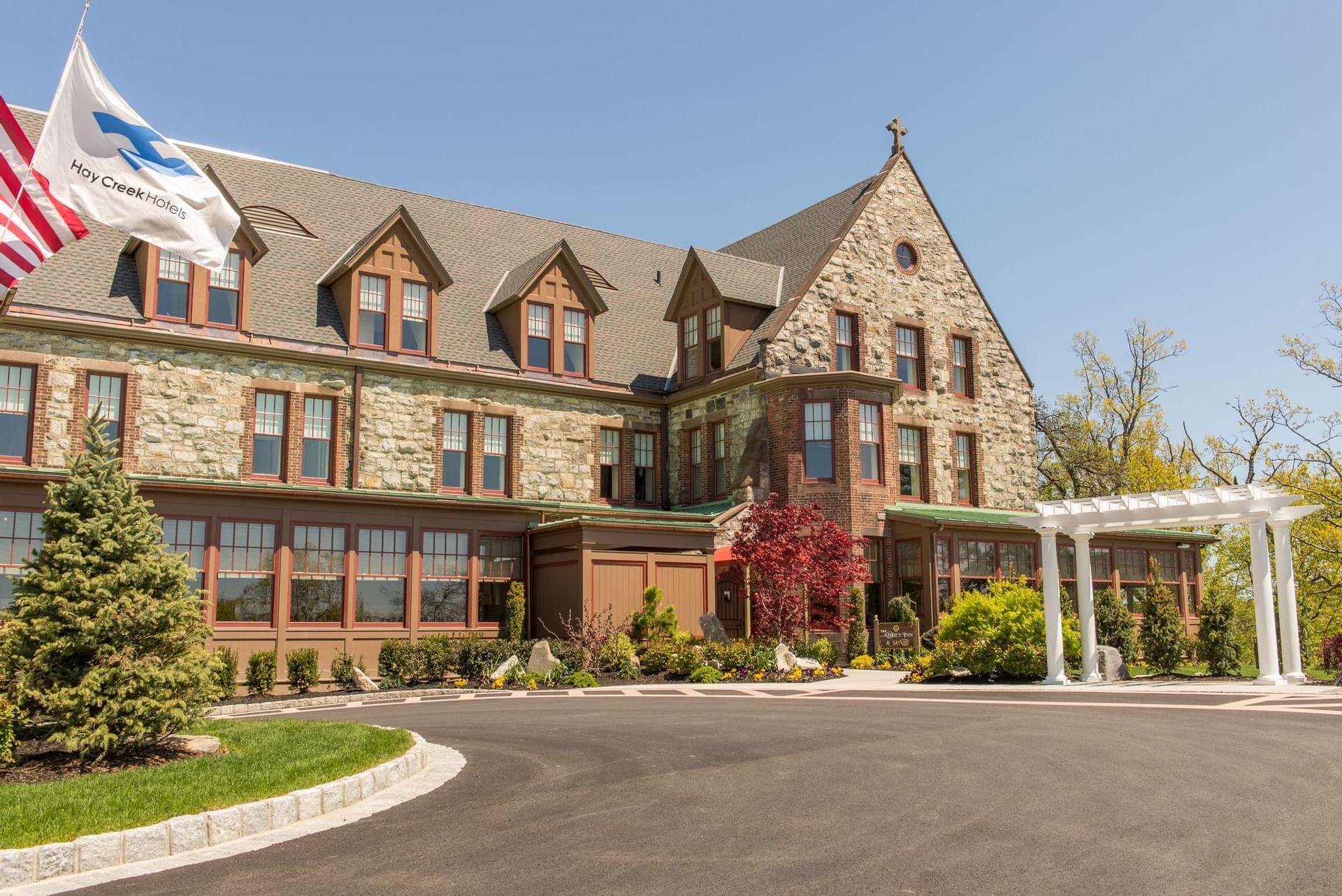 Contact The Abbey Inn & Spa in Peekskill NY