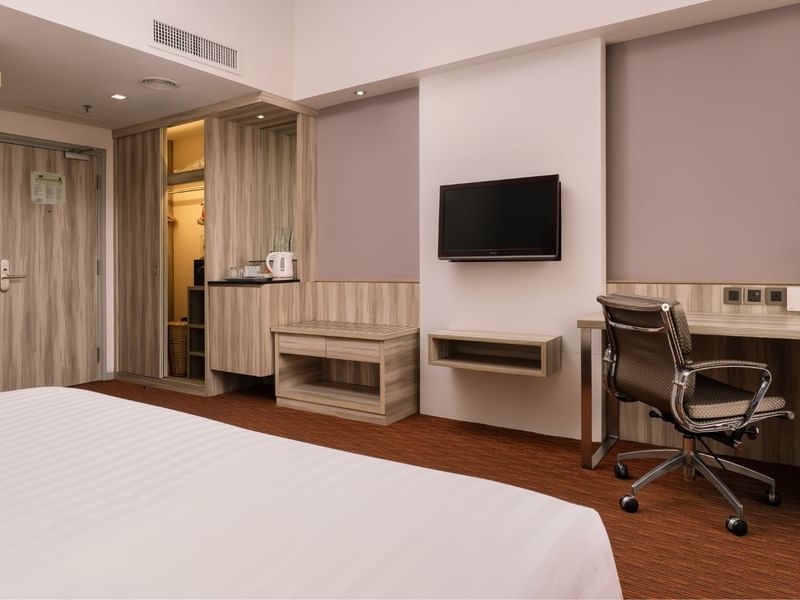 Deluxe King room complete with modern furnishings