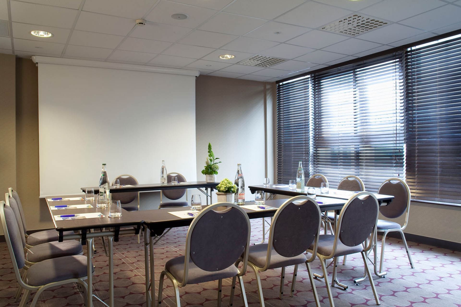 Salle d'événement de type carré à l'Escale Oceania Pornichet