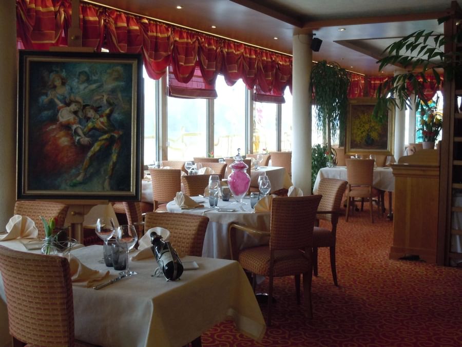 Interior of a dining area at Hotel Le Bellevue