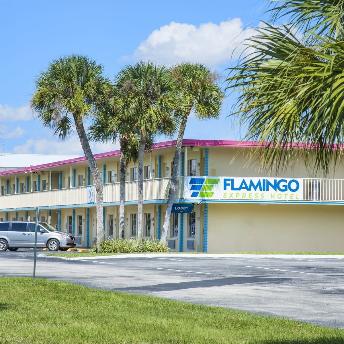 Exterior view of the parking area in Flamingo Express Hotel