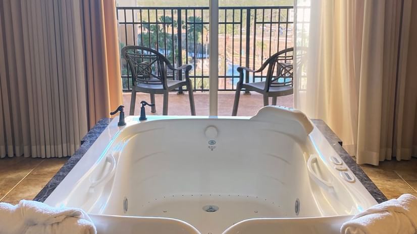 Bathtub in Reflections Spa & Salon at Lake Buena Vista Resort Village & Spa