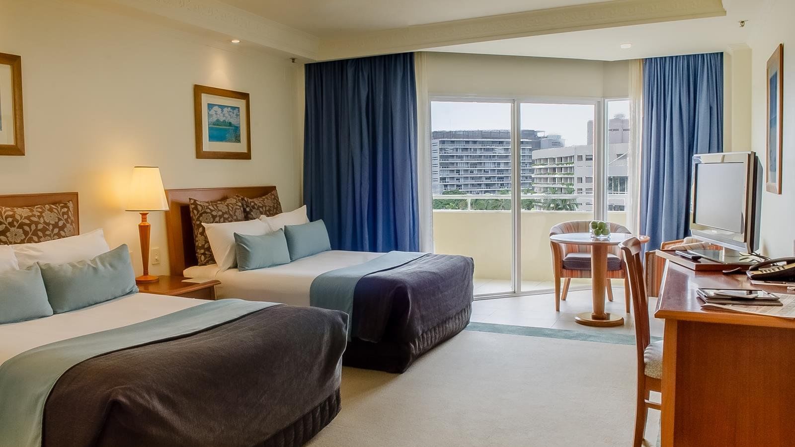 City Mountain View Room at Pullman Cairns International