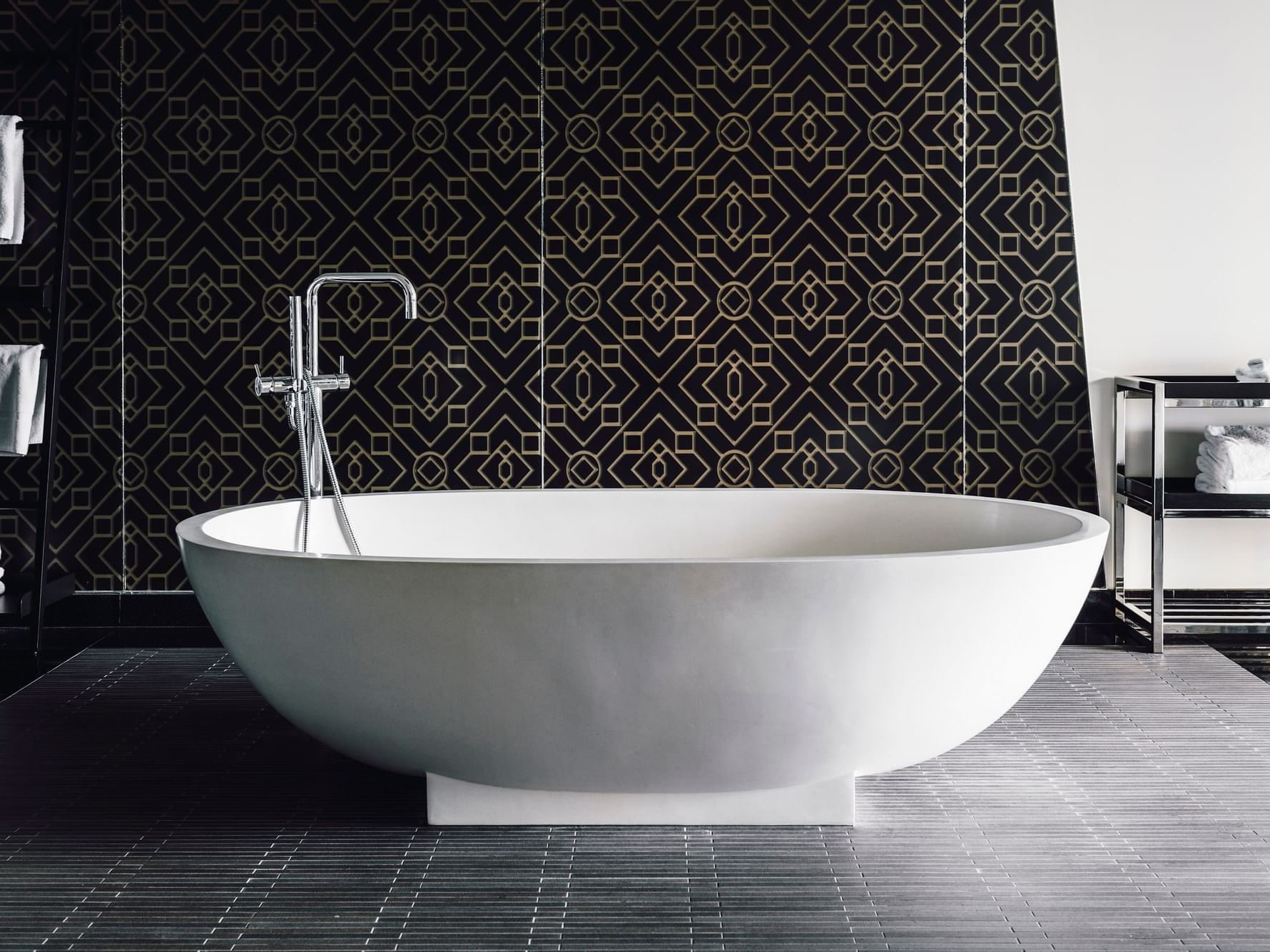 Bathroom bathtub in Gold Penthouse at Como Melbourne