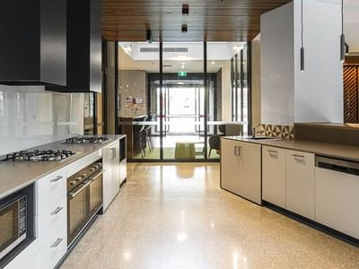 UniLodge Royal Melbourne - Communal Kitchen