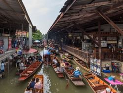 Damnoen Saduak Floating shops near Chatrium Residence Sathon