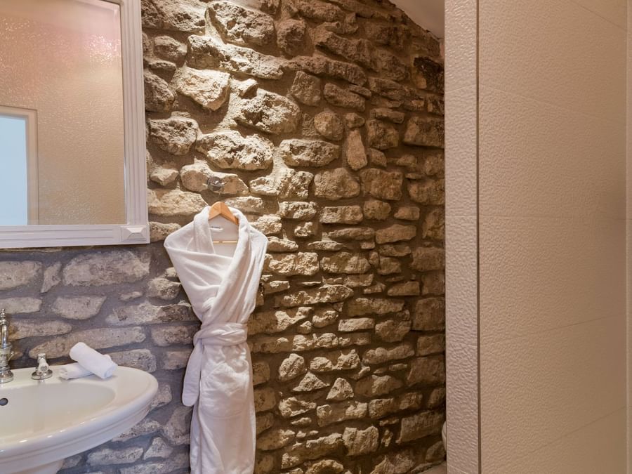 Amenities set for bathroom atMas des Romarins