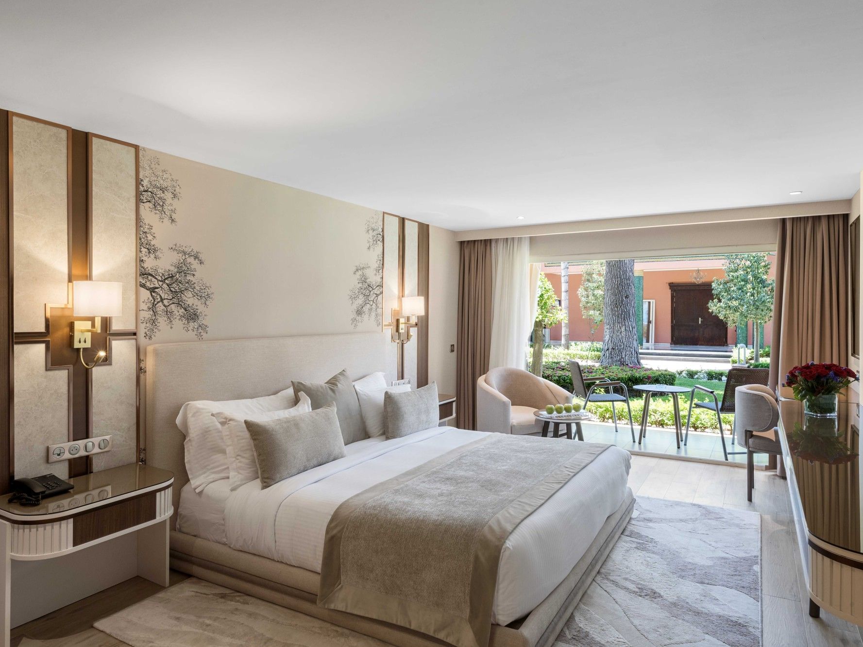 Suites & Apartments at Savoy Le Grand Residence Suites