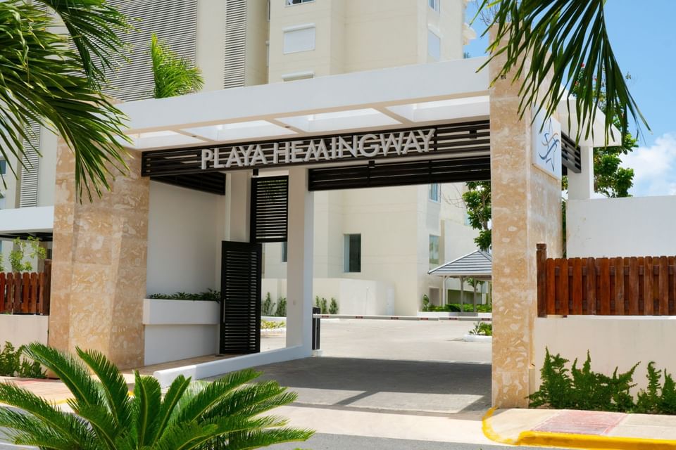 Exterior of the hotel entrance gate at Playa Hemingway