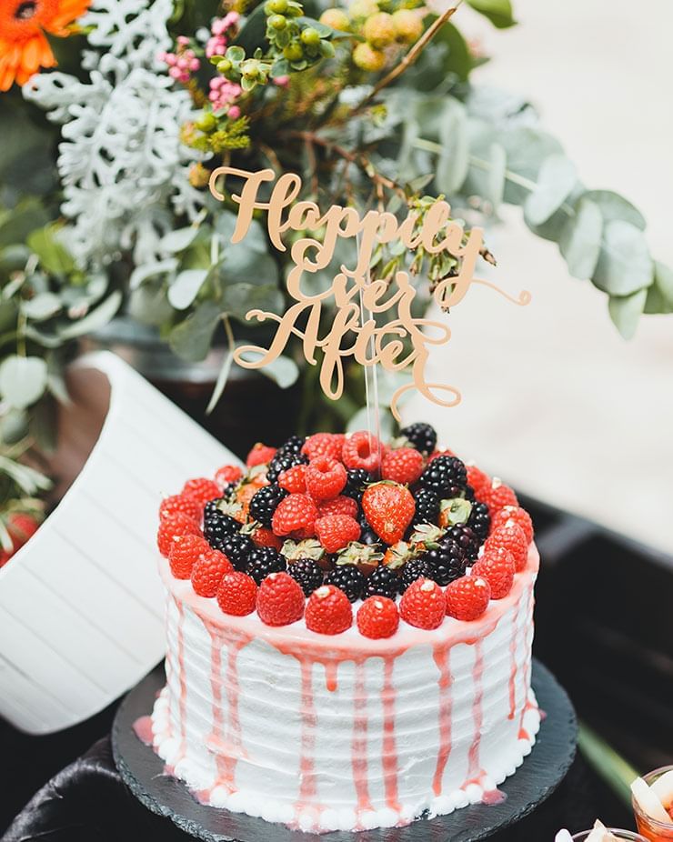 A wedding is is different without a wedding cake, Lexis Hotels have you covered