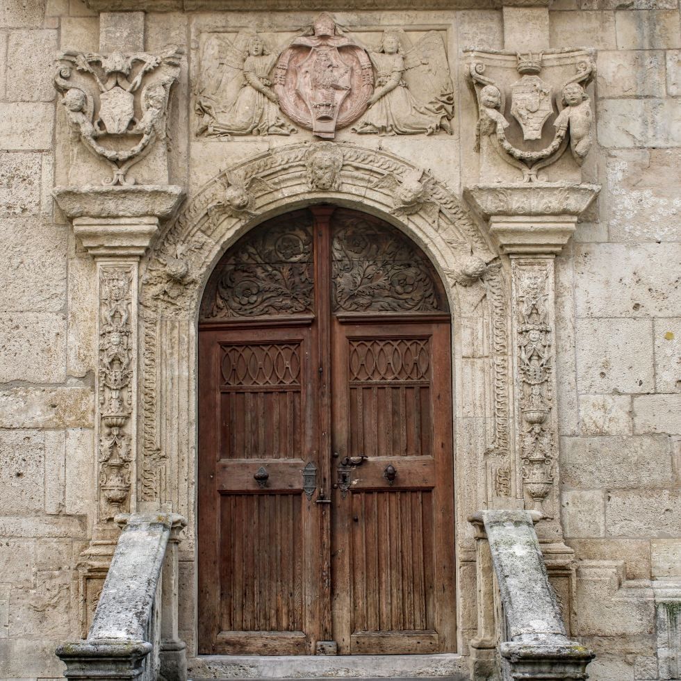 A wooden door of Murat Castle near Falkensteiner Hotels