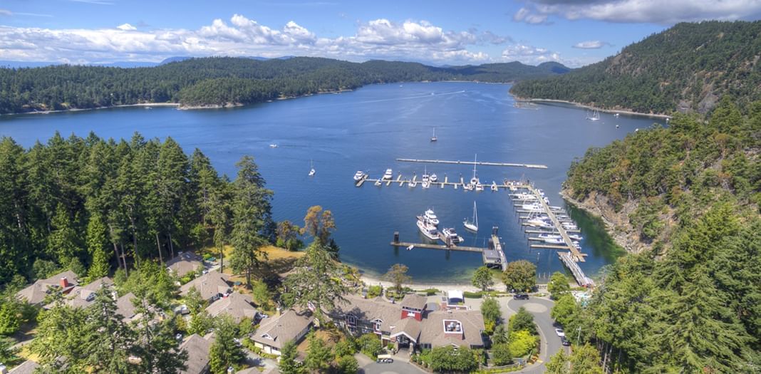 Aldesta Hotels & Resorts | Harrison Lake Hotel