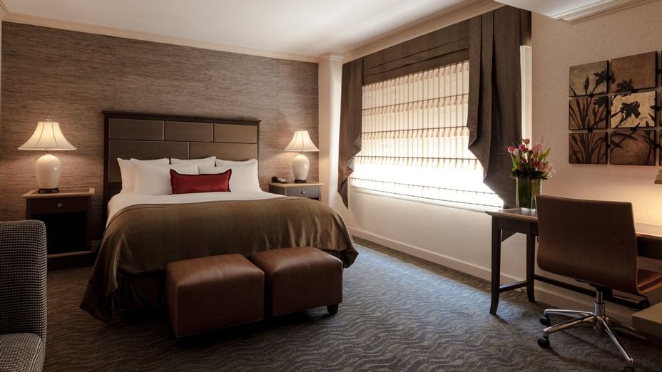 superior-king-room-chicago-hotel-rooms-suites