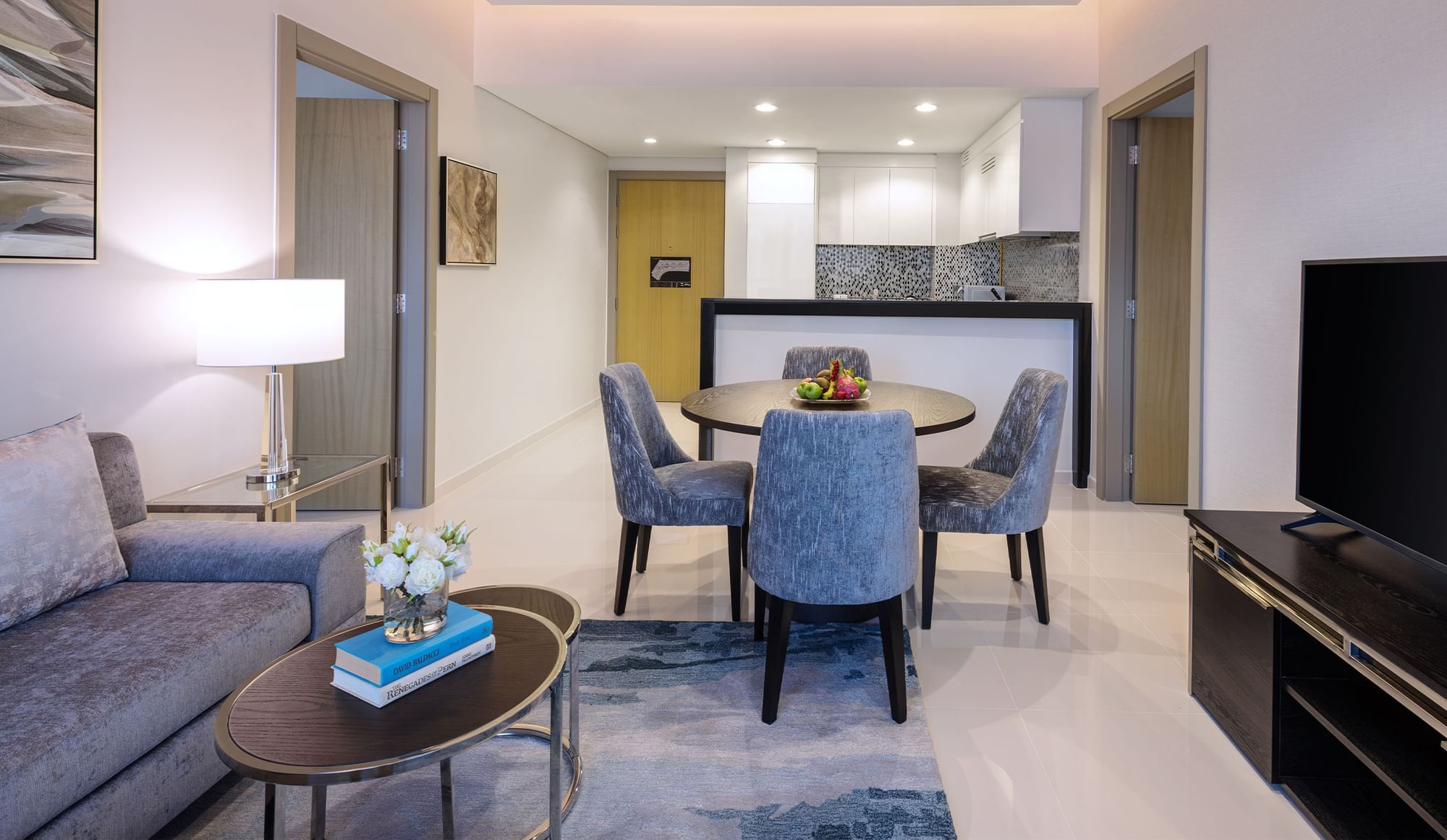 Living area with a dining table in One Bedroom at DAMAC Maison Aykon City